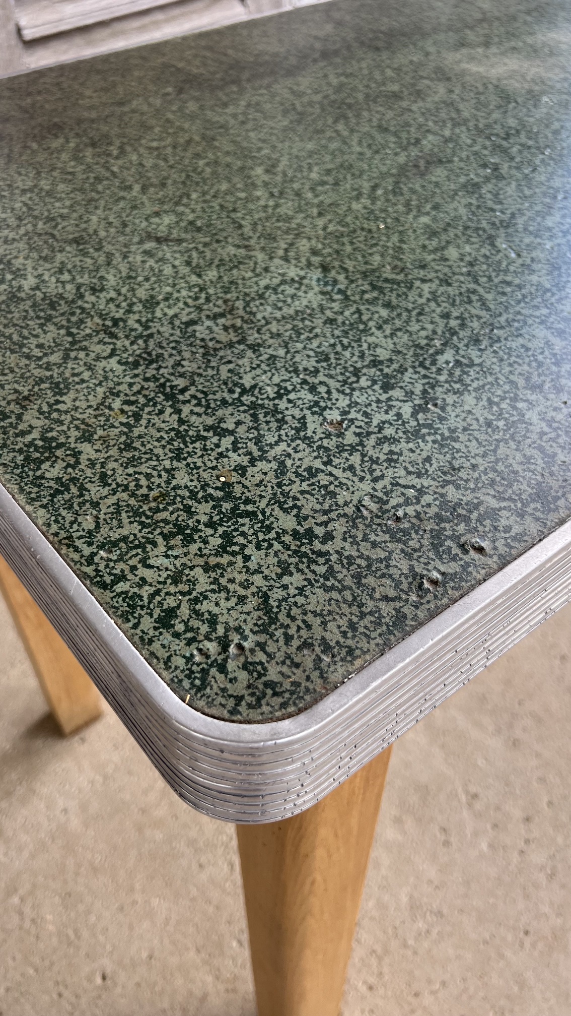 TABLE DE CUISINE – Image 6